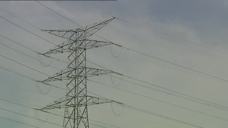 El Gobierno prepara un plan para amortiguar el aumento de la factura eléctrica