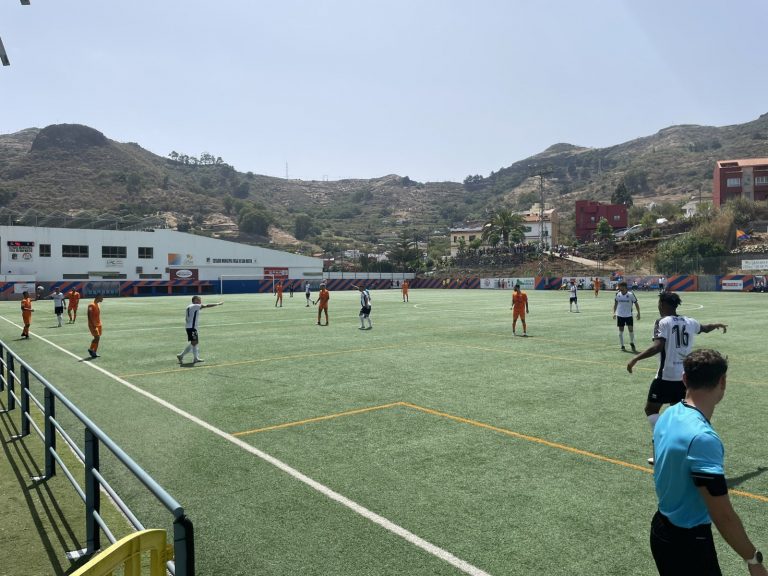 El aspirante Mérida le remonta al Panadería Pulido San Mateo (1-3)