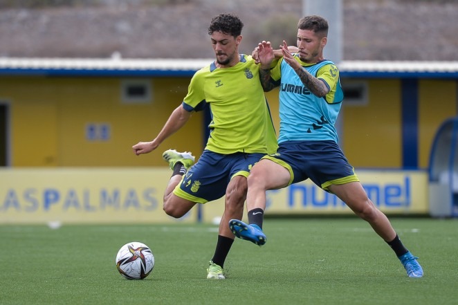 Las Palmas Atlético busca pleno de puntos ante el Panadería Pulido San Mateo