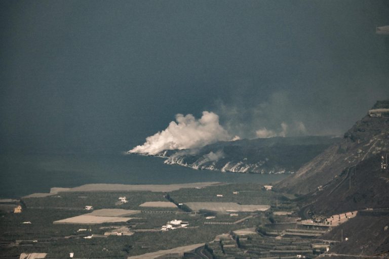 Félix Bolaños: «La recuperación de la isla de La Palma es una prioridad absoluta»