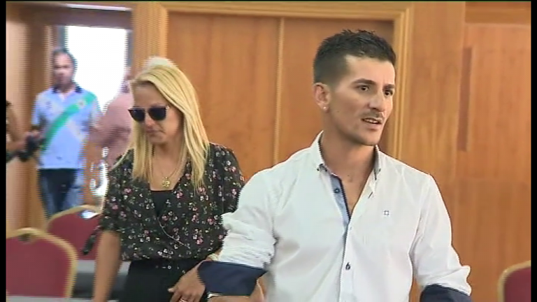 El padre Yeremi Vargas queda en libertad provisional