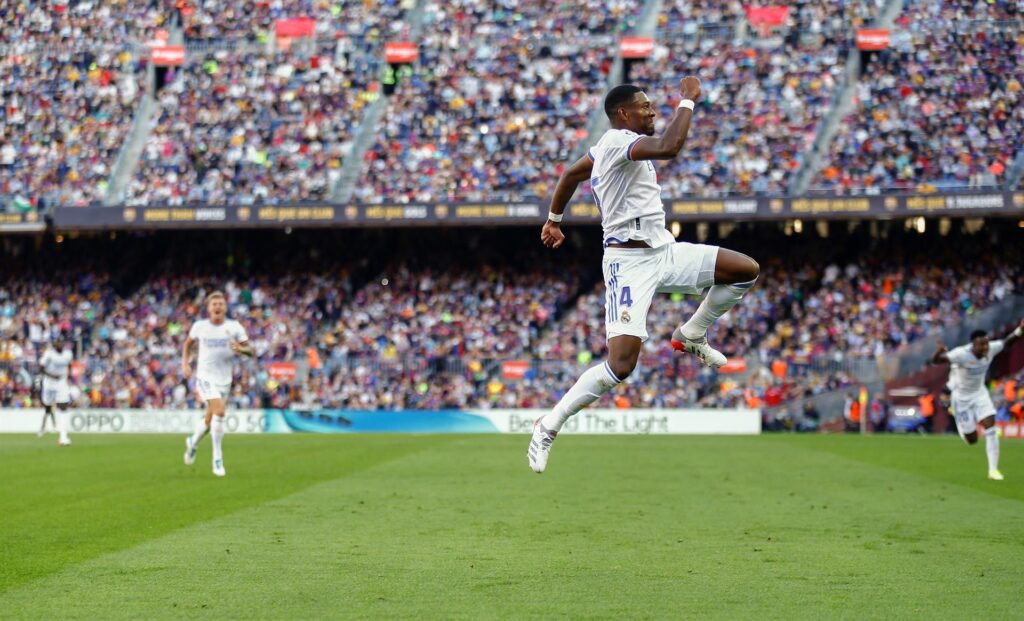 Alaba y Lucas Vázquez someten a un Barça impotente (1-2)
