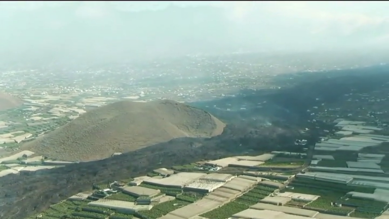Vigilan nuevas coladas y se constata tubos volcánicos que evacuan la lava al mar