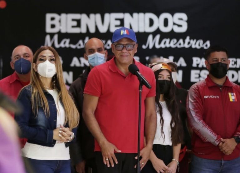 Venezuela advierte a los observadores de la UE que si van a incumplir estándares «mejor que no vengan»