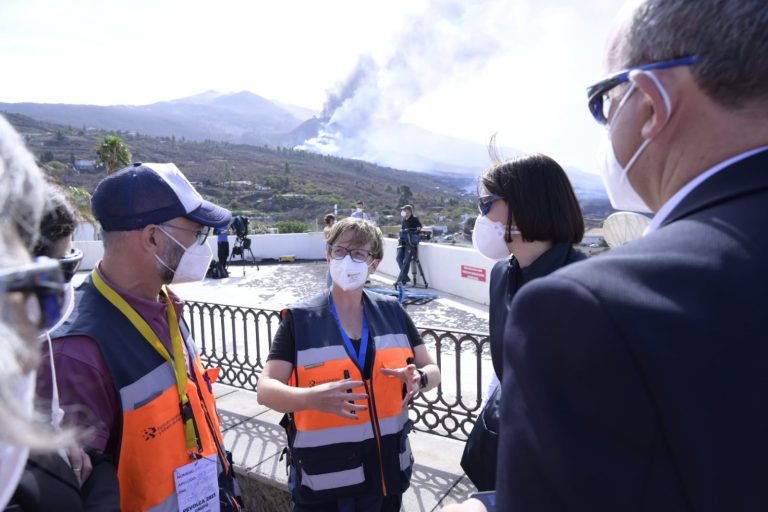El IGME monitoriza a diario la actividad eruptiva del volcán