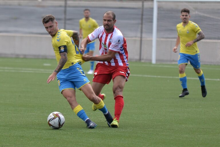 El Don Benito descubre las debilidades de Las Palmas Atlético (1-4)