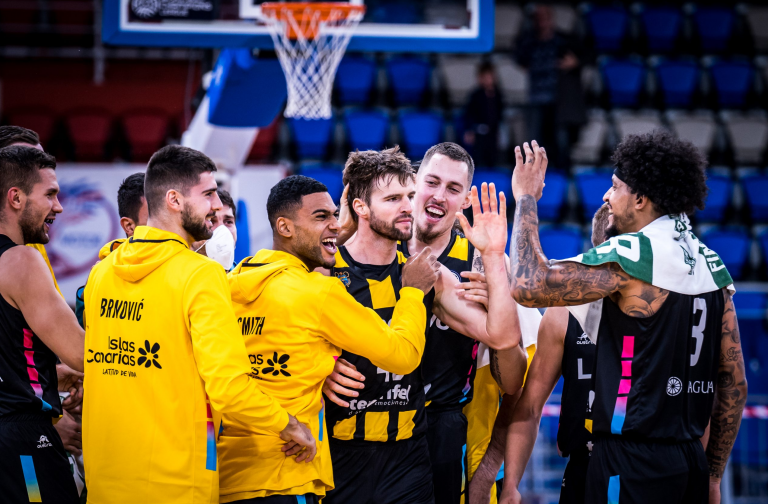 Un triple de Doornekamp en el último segundo pone la guinda al triunfo del Lenovo (70-73)
