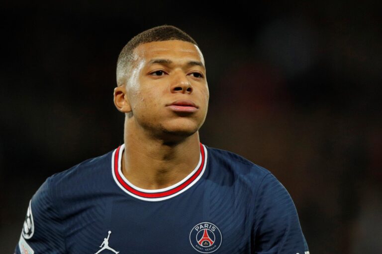 Mbappé: «Pedí irme (del PSG) en julio»