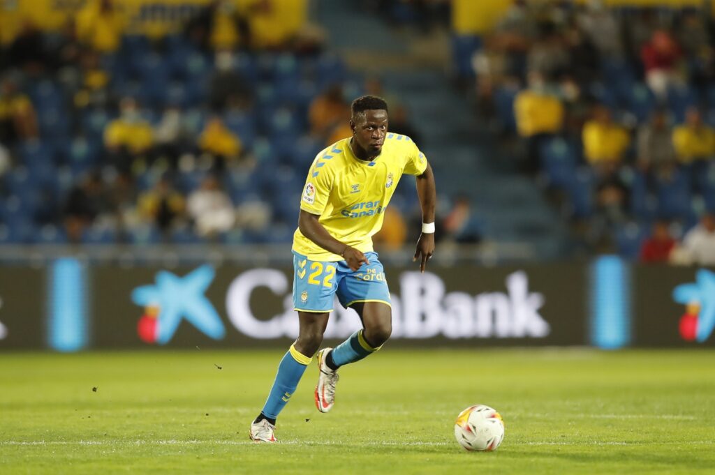 La UD Las Palmas se recrea ante el Alcorcón en el Gran Canaria (3-0)