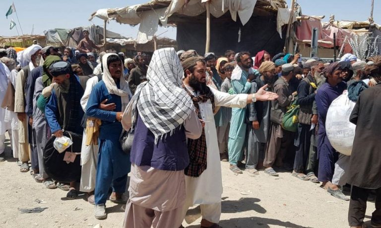 Aumentan a 41 los fallecidos por el terremoto en el sur de Pakistán