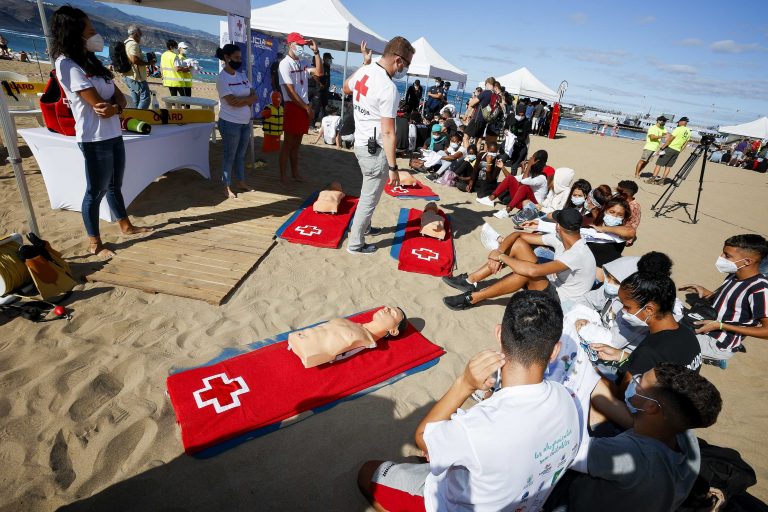 Las Palmas de GC impulsa planes para prevenir ahogamientos