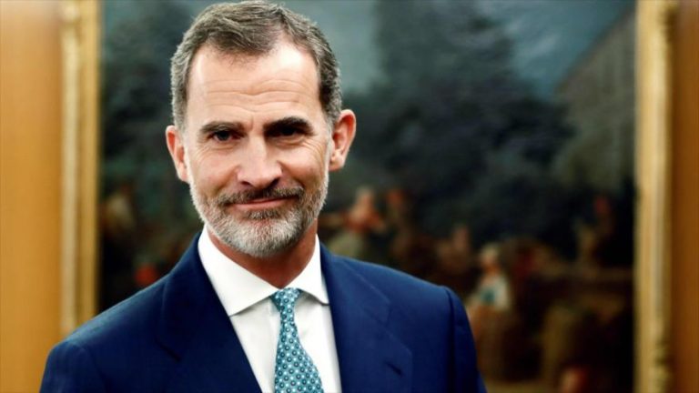 El rey llega a la sede del Parlamento de Canarias en Santa Cruz de Tenerife