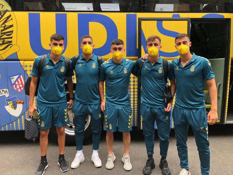 Las Palmas recupera a Navas y Loiodice pero pierde a Rafa Mujica por lesión