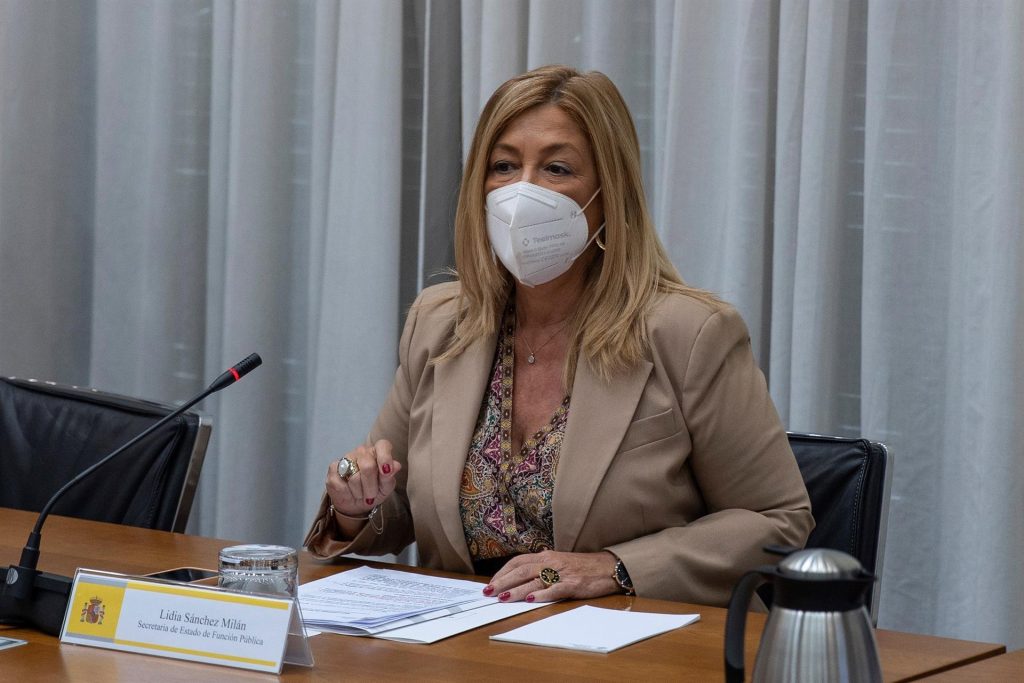 El Gobierno subirá un 2 % el salario a los funcionarios en 2022