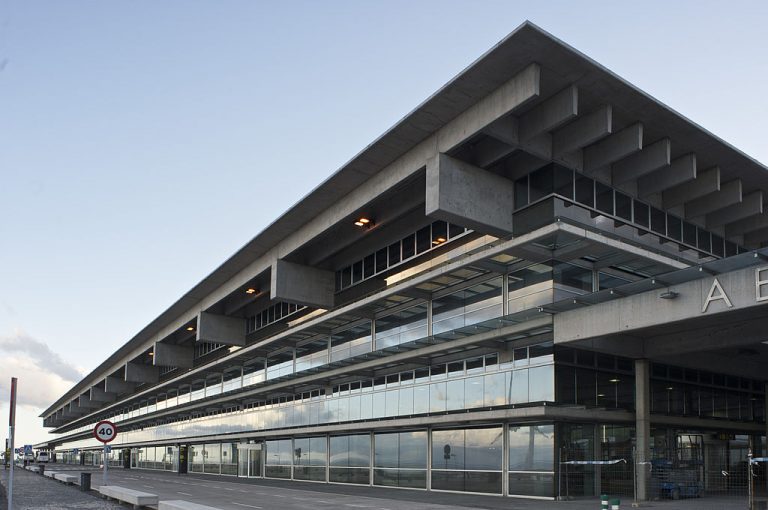 Los aeropuertos de La Palma y Fuerteventura amplían sus horarios