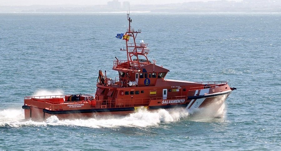 Rescatan una nueva embarcación con 55 migrantes a bordo