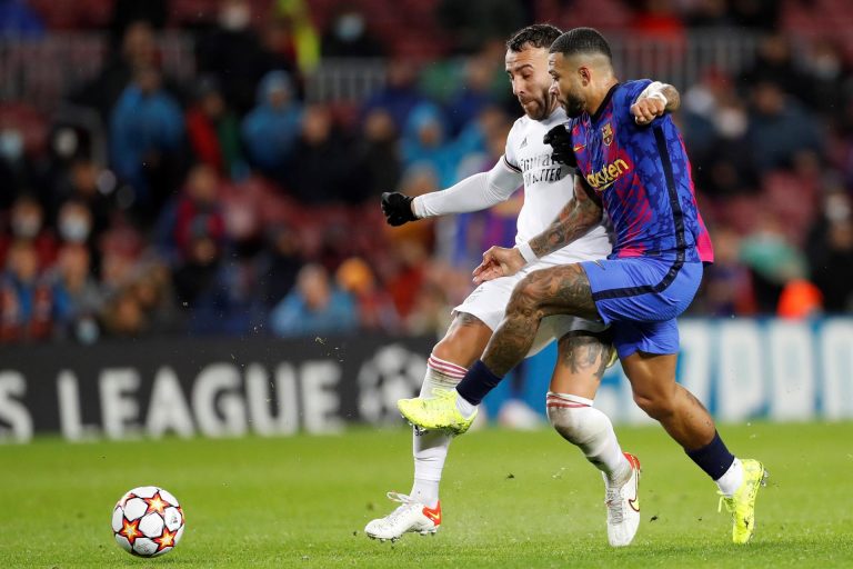 Victoria del Sevilla, empate del Barcelona y derrota del Villarreal