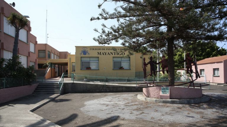 Este miércoles se reanudan las clases presenciales en los municipios afectados por la erupción