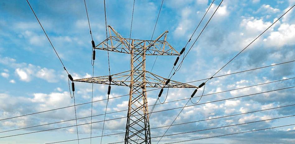 El precio de la luz se desploma un 59% hasta 86 euros el megavatio