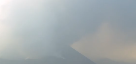 El Cabildo de La Palma paraliza la recogida de enseres por niveles altos de dióxido de azufre