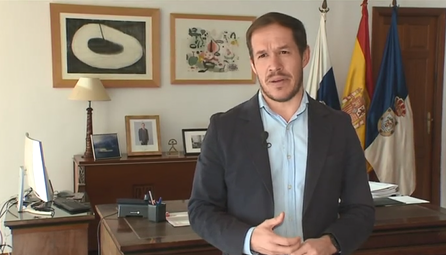 El presidente del Cabildo asegura que la actitud de los palmeros ha sido ejemplar