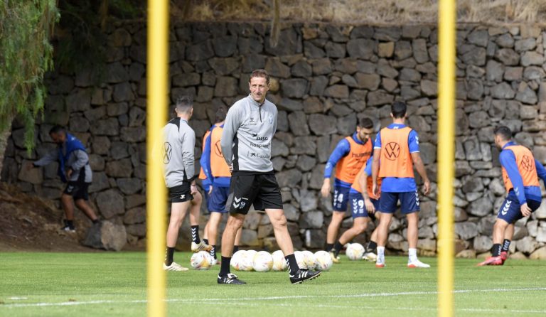Ramis: «noto distancia entre los entrenadores y el colectivo arbitral»