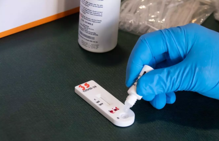 Medir anticuerpos en la saliva detecta infecciones por SARS-CoV-2 en los niños