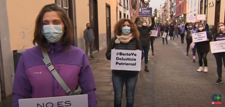 ‘Noche de reportajes’ denuncia la violencia de género