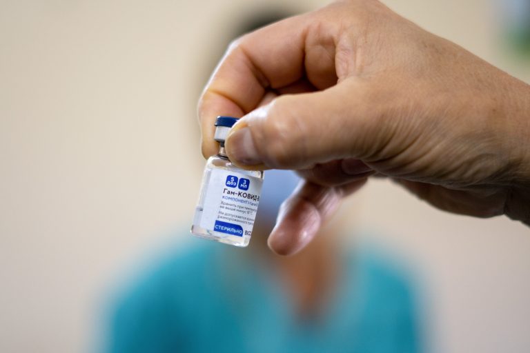 Rusia supera el umbral de los nueve millones de contagios tras registrar otros 39.000 casos diarios