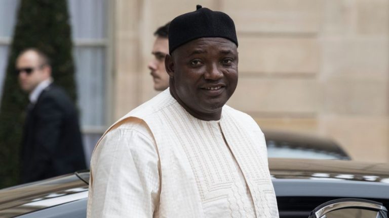 Gran movilización de votantes para elegir al próximo presidente de Gambia