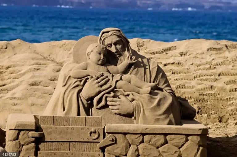 El Belén de Arena de Las Canteras abrirá con retraso en su 20 aniversario