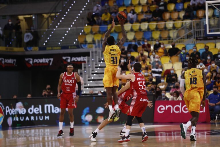 El Gran Canaria no logra culminar su remontada ante el BAXI Manresa (80-82)