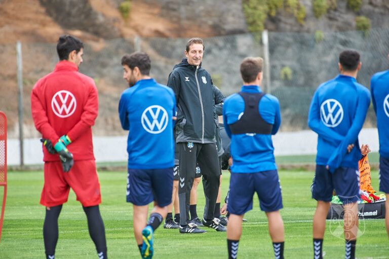 Positivos covid de dos canteranos que trabajan con primer equipo del Tenerife