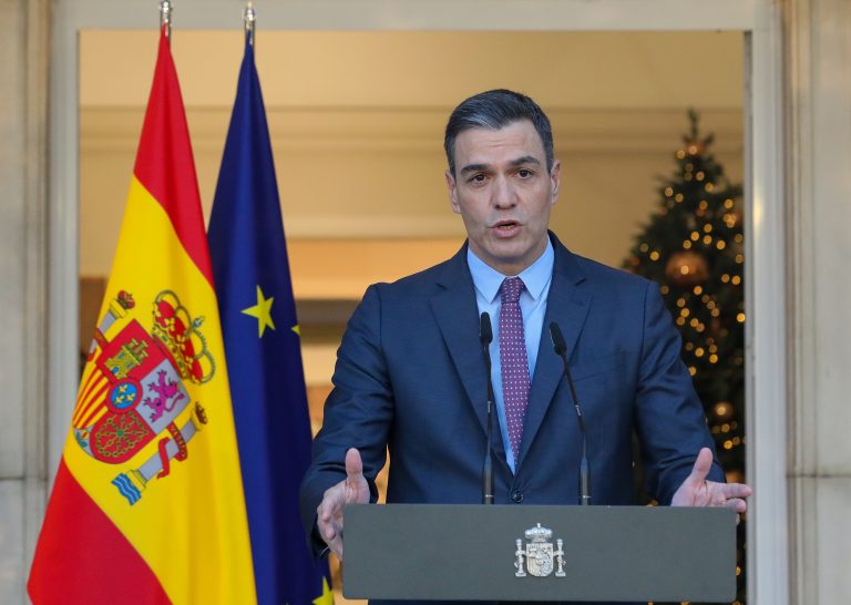 Sánchez adelanta a la próxima semana la Conferencia de Presidentes para abordar el avance del COVID-19