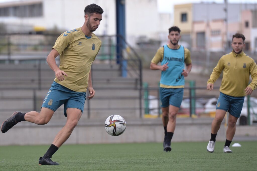 Las Palmas Atlético lleva desde el 7 de noviembre sin vencer como local y busca terminar el año ganando al Villanovense