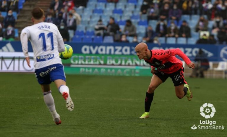 Víctor Mollejo se perderá el derbi canario por sanción