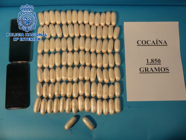 Detenido un hombre en el aeropuerto de Lanzarote con 100 cápsulas de cocaína