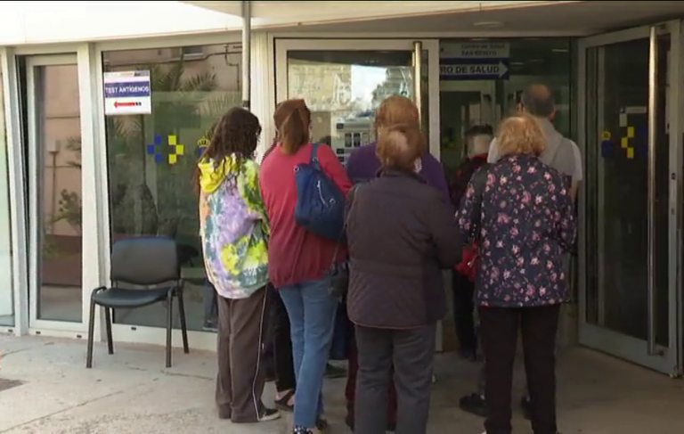 Los sanitarios de atención primaria reclaman más medios para poder atender a los pacientes