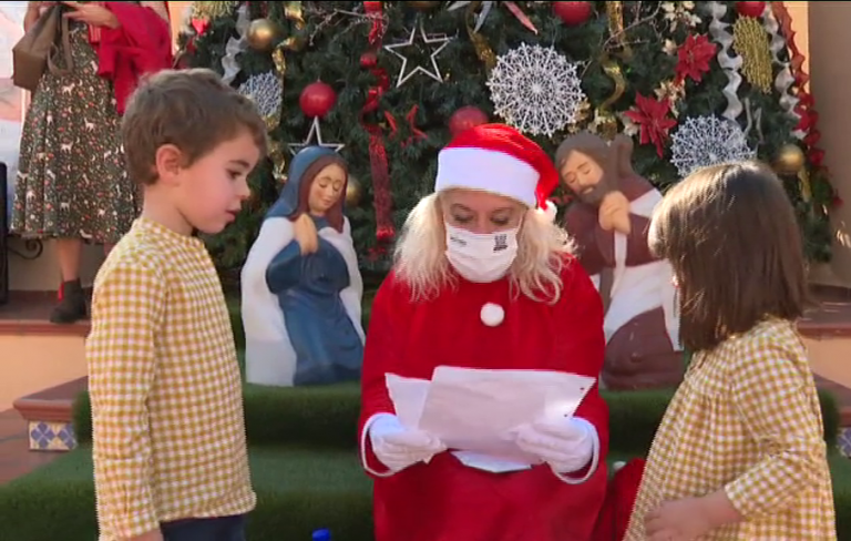 Los más pequeños recuerdan a Papá Noel que no se olvide la mascarilla