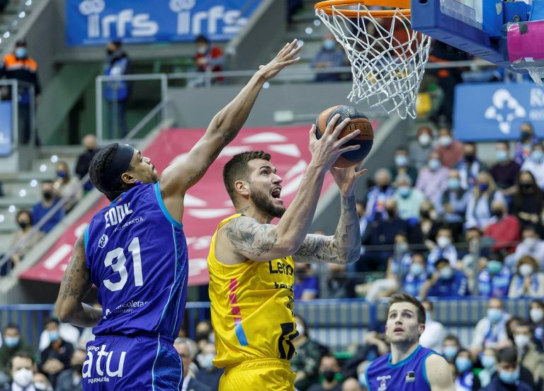 El Lenovo Tenerife gana en Burgos y da un paso más hacia la Copa del Rey (73-81)