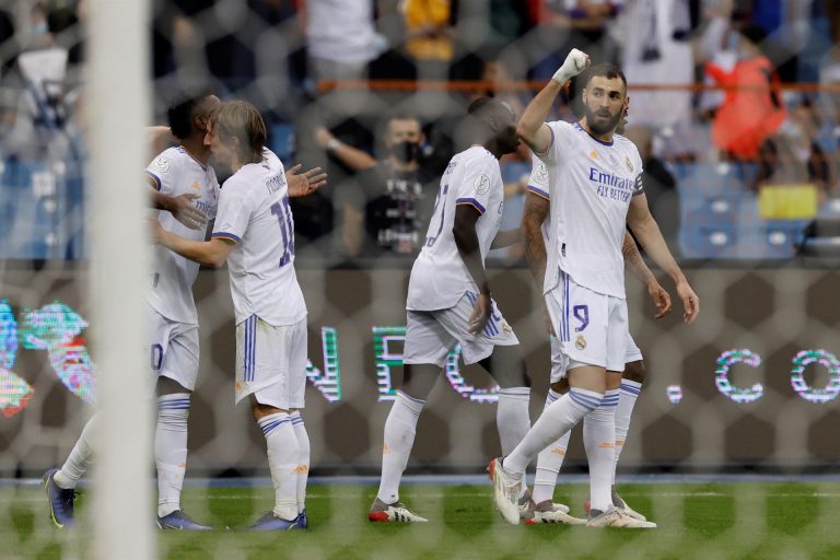 El Real Madrid sentencia en la prórroga y jugará la final de la Supercopa de España (2-3)