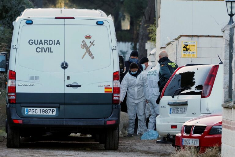 Reanudan la inspección de la casa del detenido por la desaparición de una mujer en Valladolid