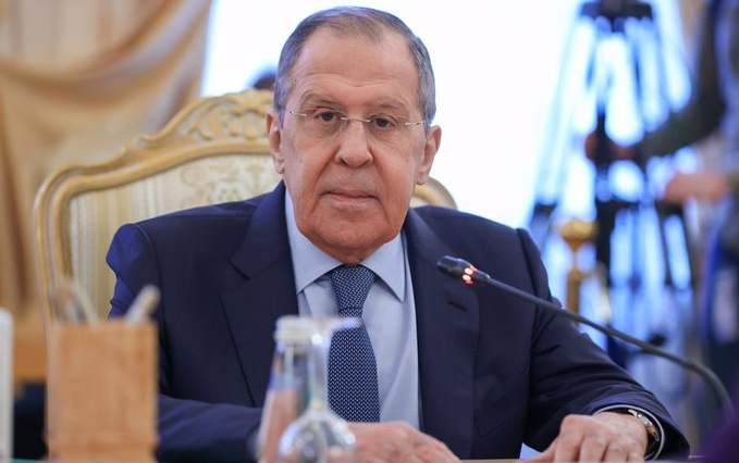 Lavrov advierte del "riesgo real" de una Tercera Guerra Mundial