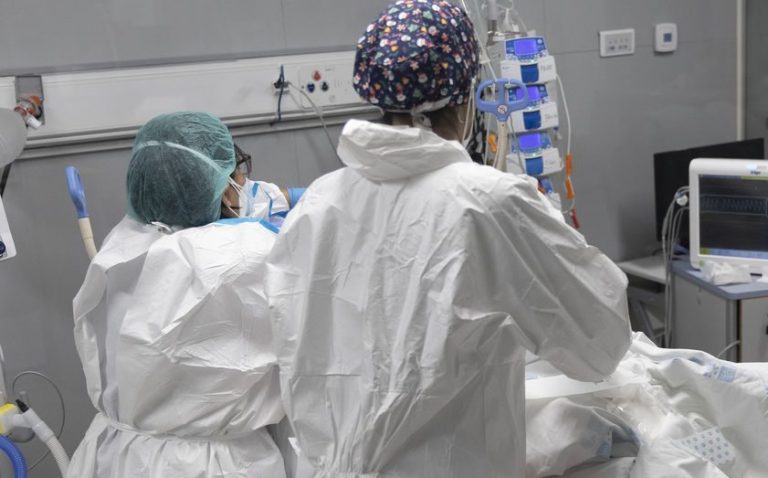 Canarias registra 19 fallecimientos y 1.336 nuevos casos de COVID-19