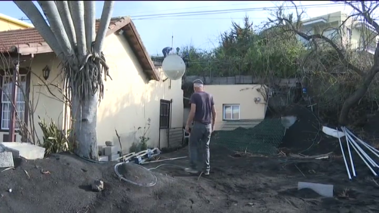 Cerca de un millar de palmeros regresan a sus hogares tras la evacuación