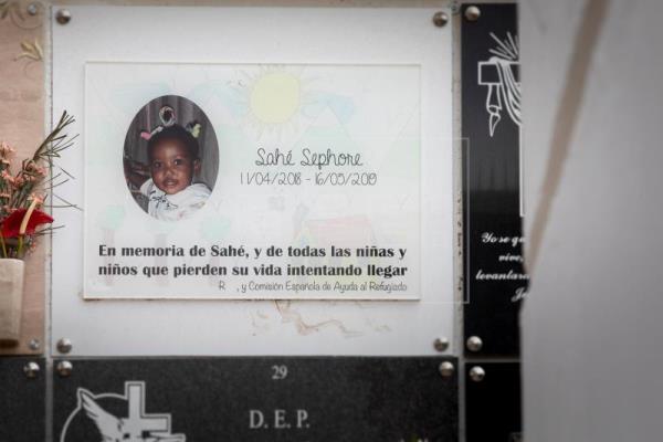 Prisión para el patrón de la patera donde murieron la niña Sephora y Justine Senekoke