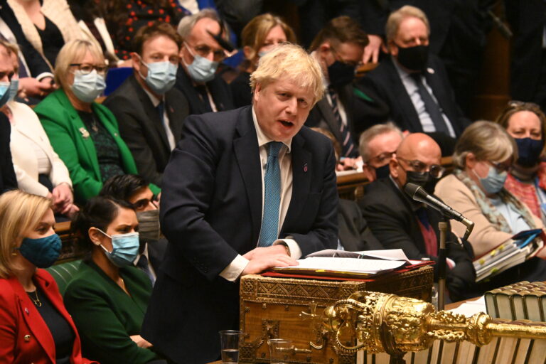 El informe sobre las fiestas en Downing Street acusa al Gobierno de «fallos de liderazgo y juicio»