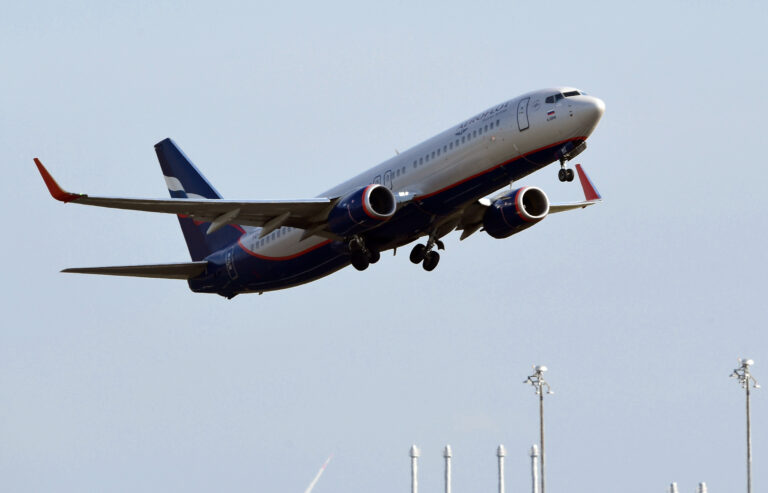 Canarias pierde 2.901 plazas aéreas con Ucrania y Rusia