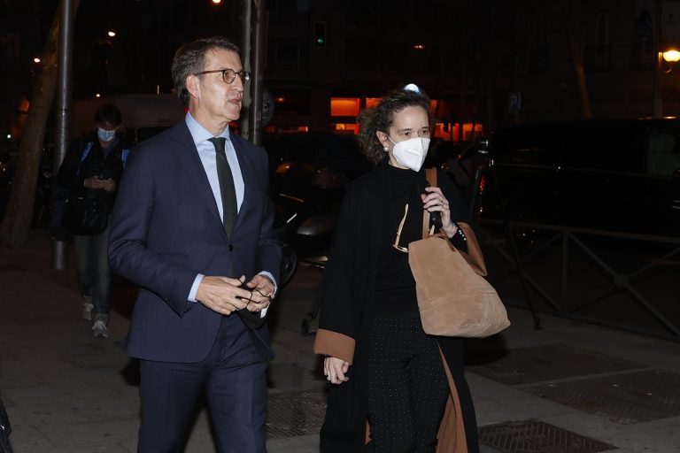 Feijóo exige «extremar la seguridad» de las instituciones del Estado