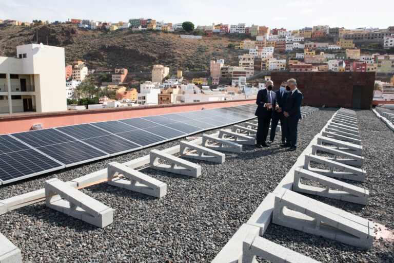 Curbelo: Los nuevos parques eólicos generarán el 70% de la energía de La Gomera